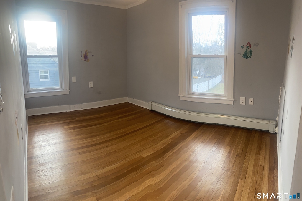 739 Frost Road - Photo 5