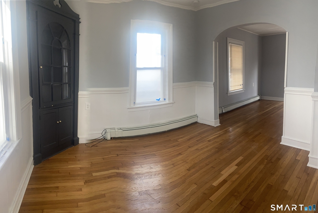 739 Frost Road - Photo 3