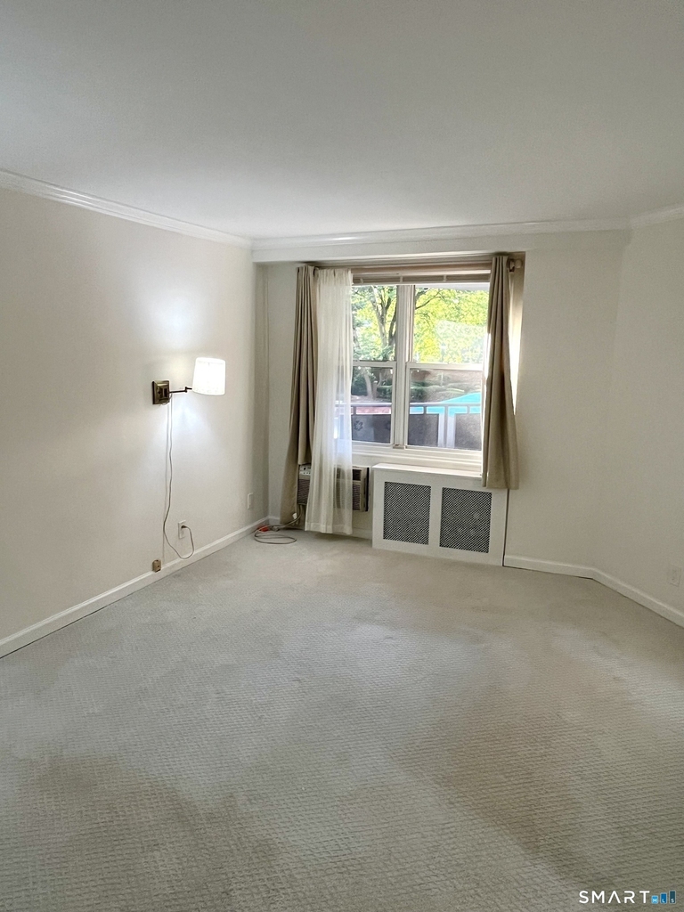 71 Strawberry Hill Avenue - Photo 9