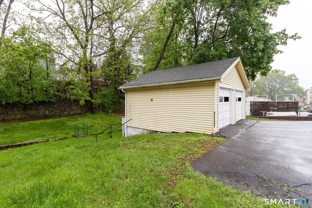 76 Gridley Street - Photo 33