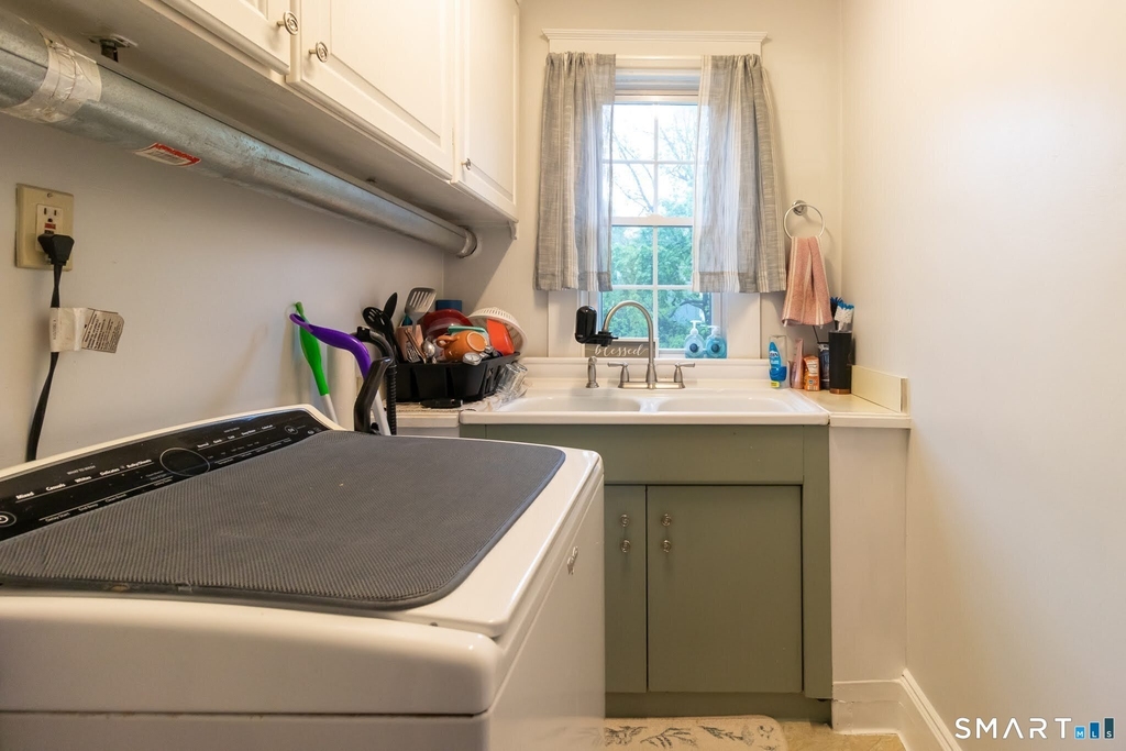 76 Gridley Street - Photo 16