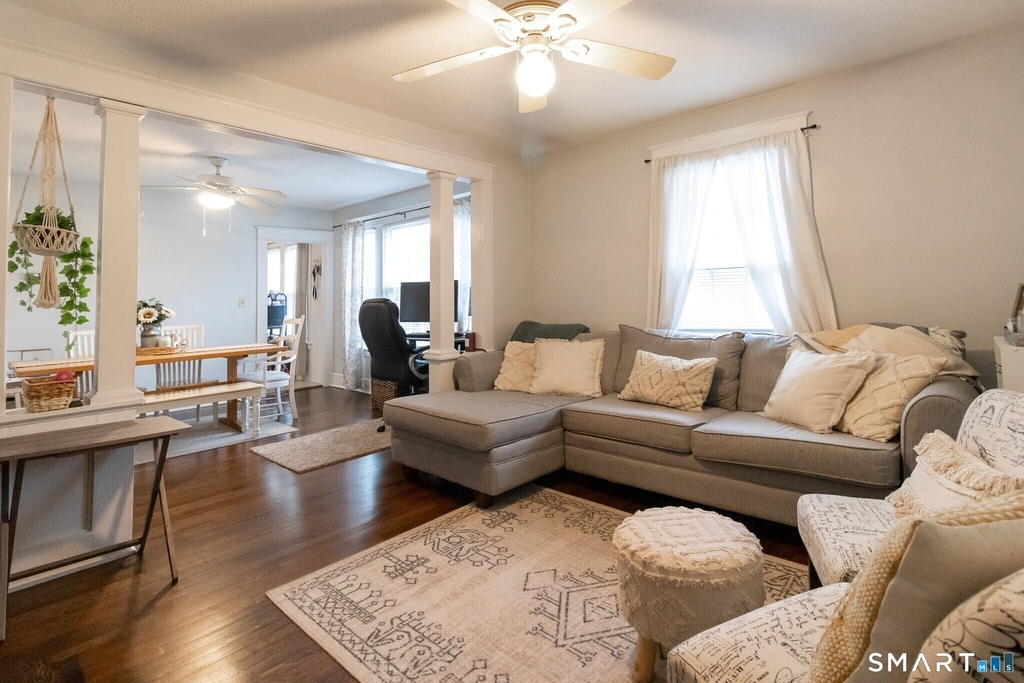 76 Gridley Street - Photo 2