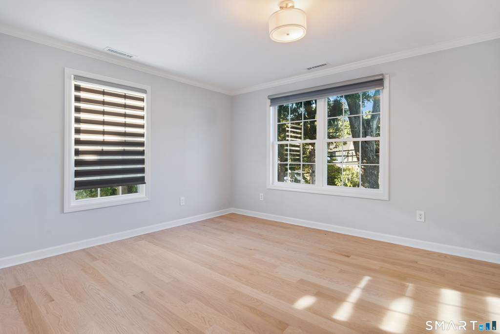 123 East Avenue - Photo 12