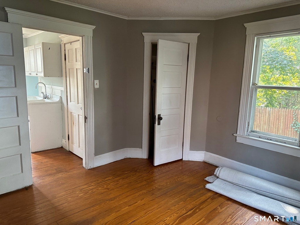 24 Donahue Street - Photo 6