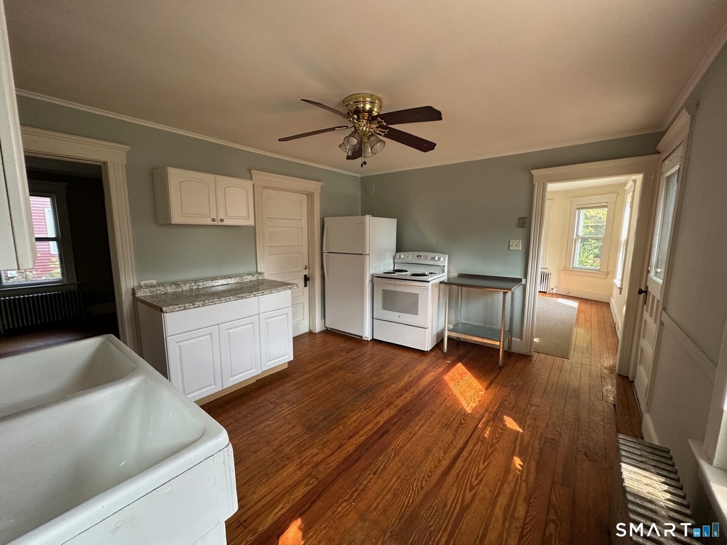 24 Donahue Street - Photo 0