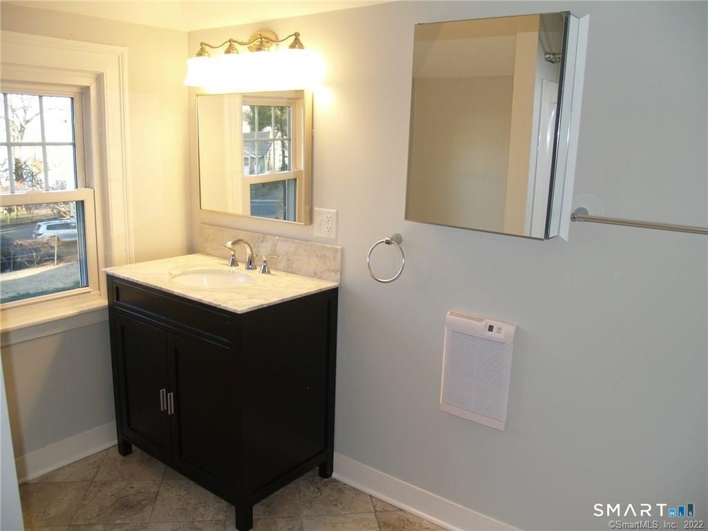 50 Woodlawn Street - Photo 3