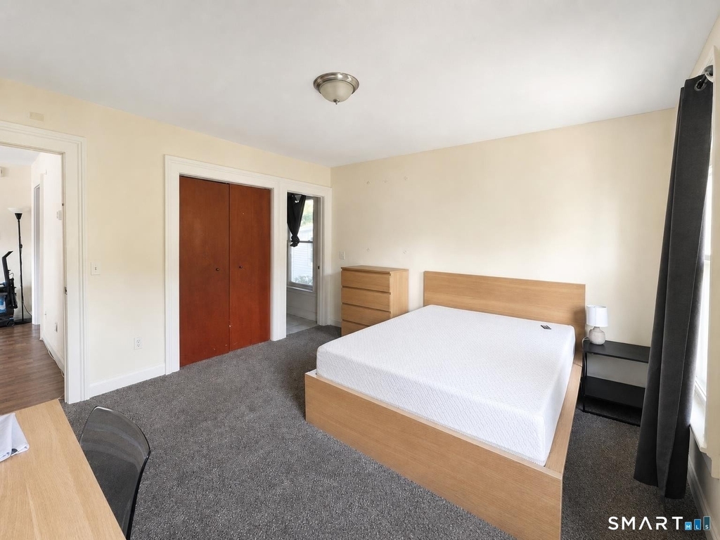 26 Compton Street - Photo 10