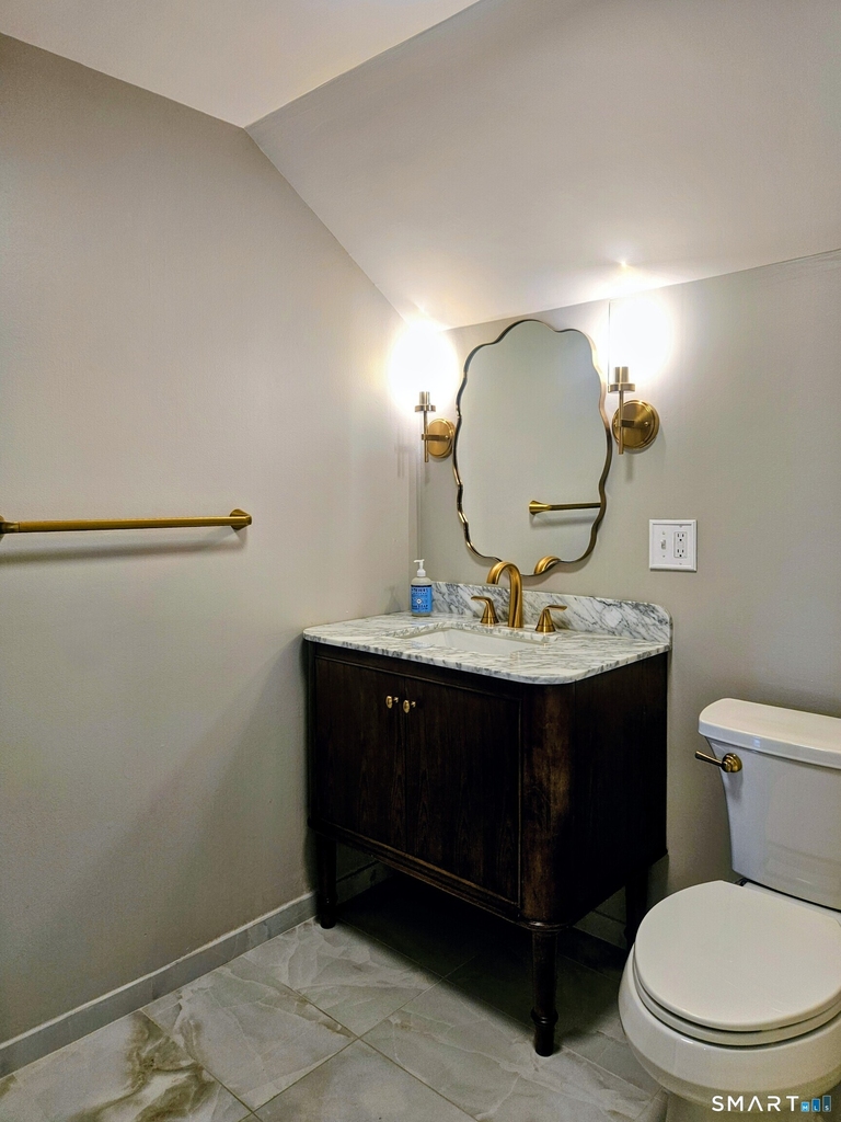 188 Plainville Avenue - Photo 18