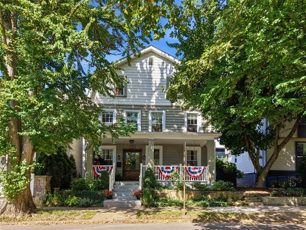 305 Centennial Ave - Photo 0