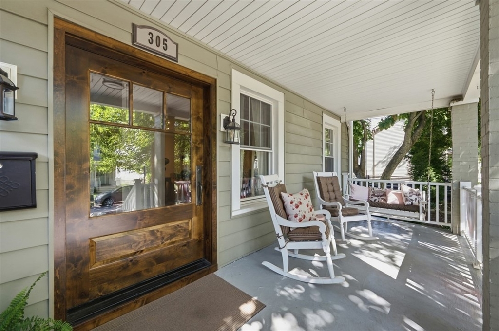 305 Centennial Ave - Photo 2