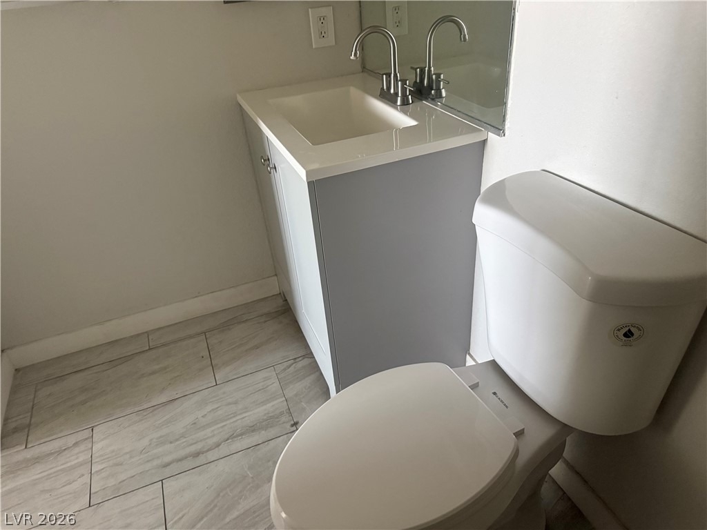 1381 E University Avenue - Photo 18