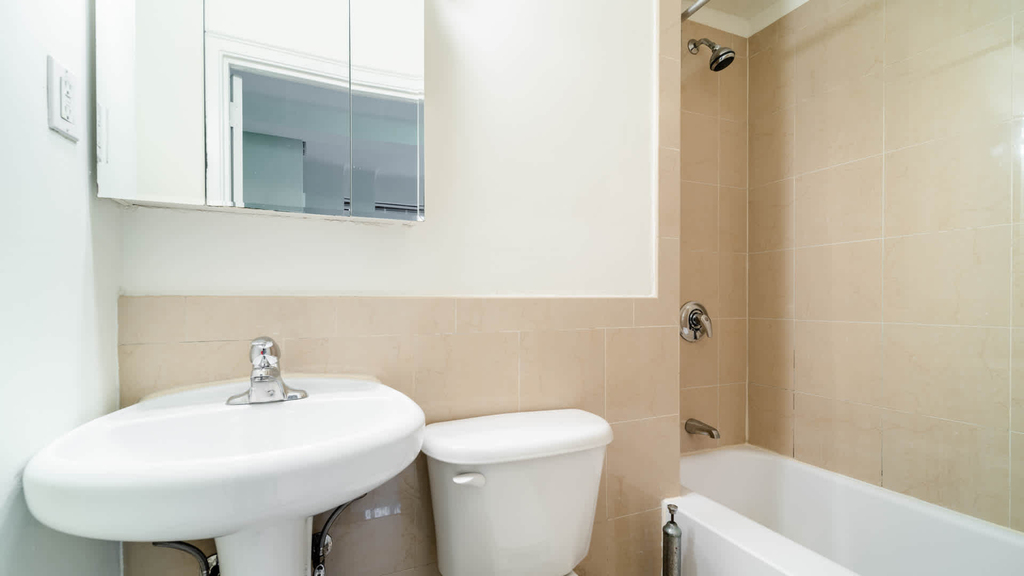 41 West 86th St - Photo 14