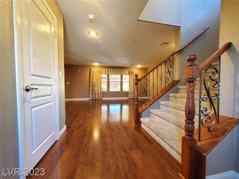2081 Self Portrait Street - Photo 4