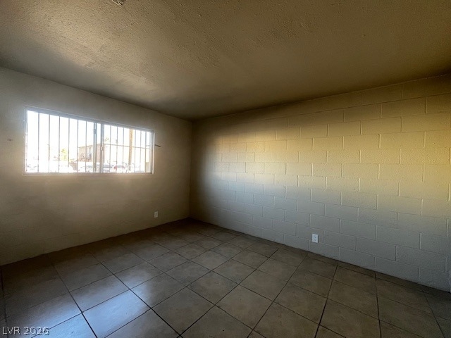 2909 Elm Avenue - Photo 8