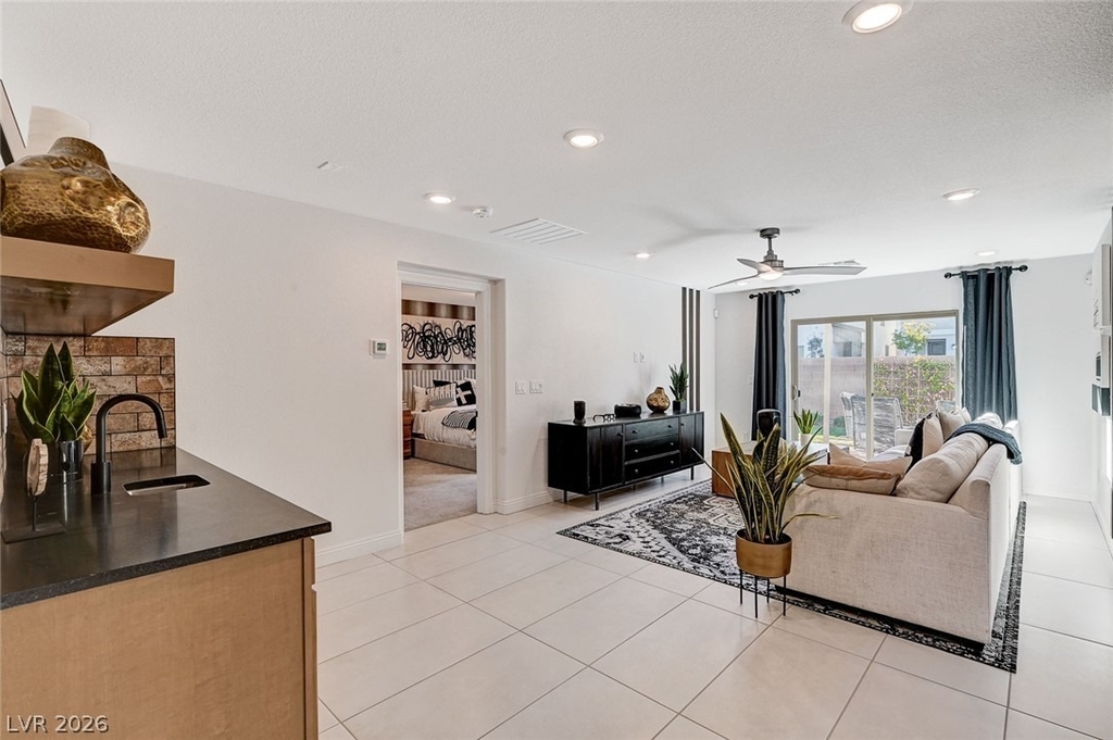 7977 Texas Hills Street - Photo 18