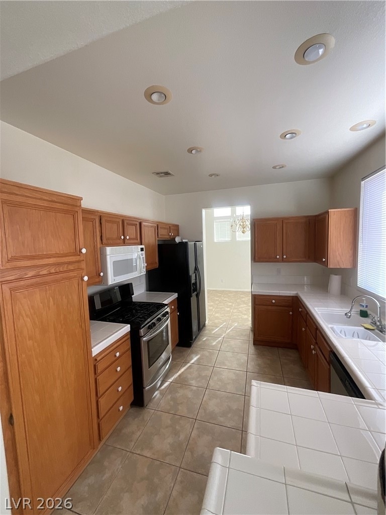 1505 Cimarron Crest Street - Photo 5