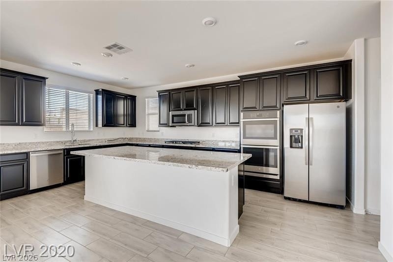 719 Foreign Reef Way - Photo 1