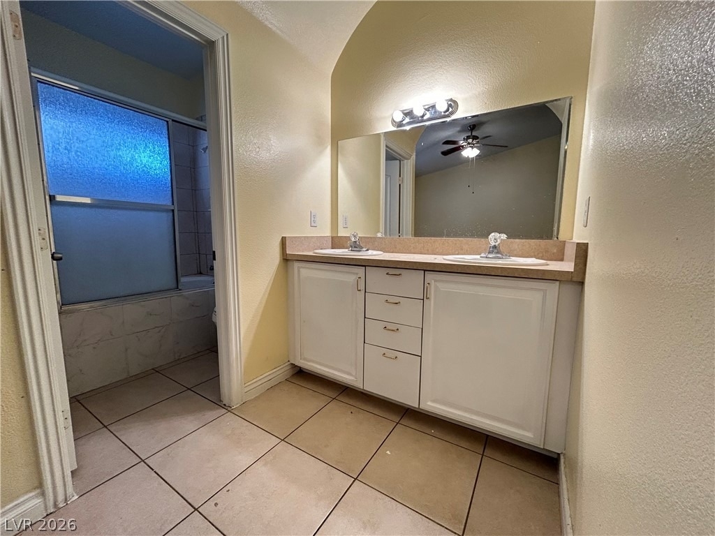 4685 E Wyoming Avenue - Photo 8