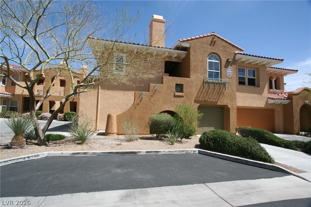 820 Canterra Street - Photo 0