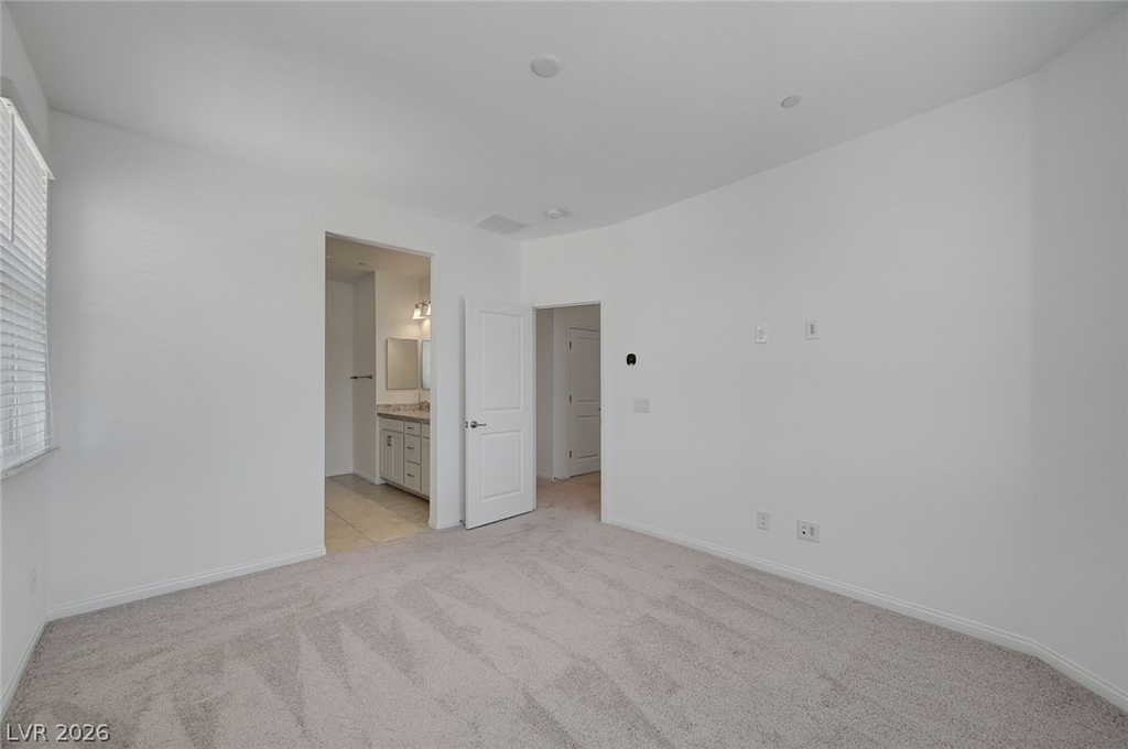 242 Freeport View Place - Photo 7