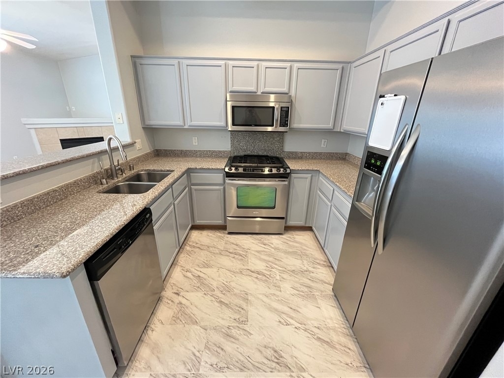 2305 W Horizon Ridge Parkway - Photo 5