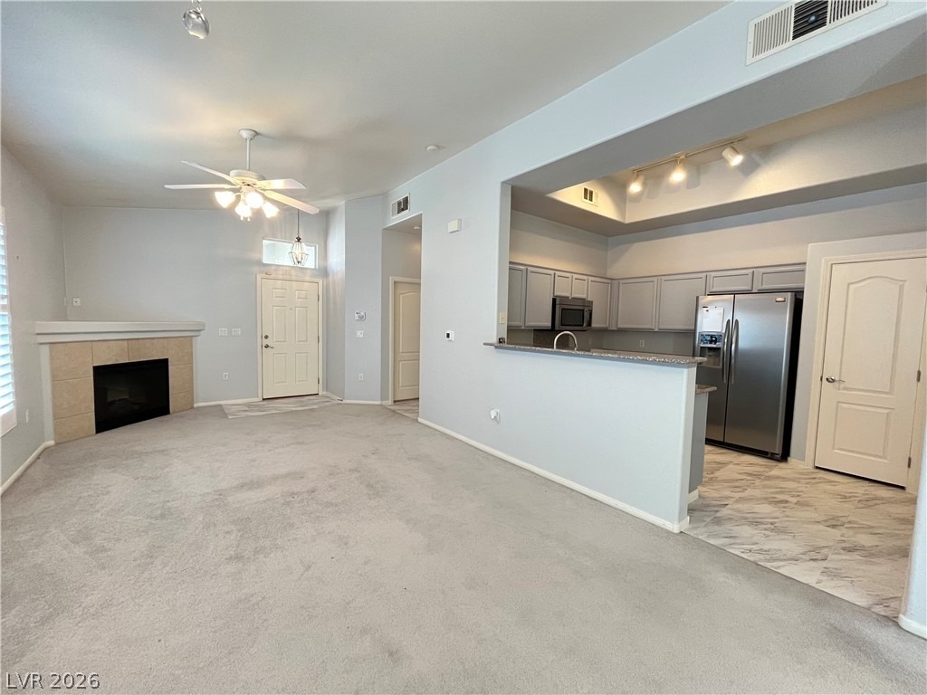 2305 W Horizon Ridge Parkway - Photo 2