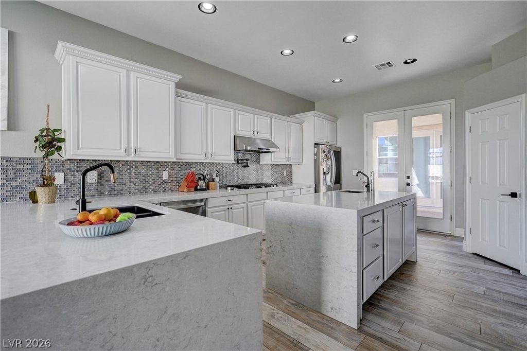 9738 Bear Trap Court - Photo 4