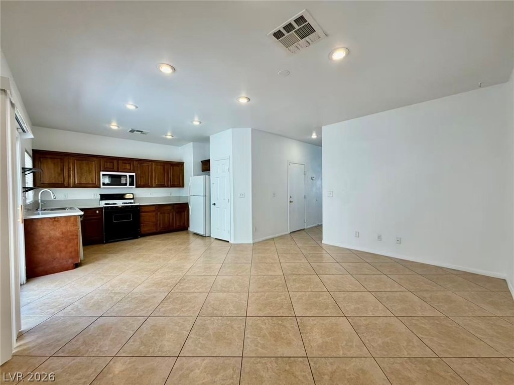 884 Blue Rosalie Place - Photo 4