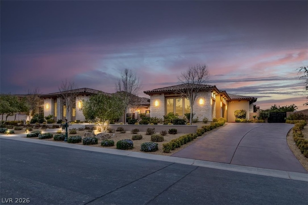 20 Pebble Hills Court - Photo 1