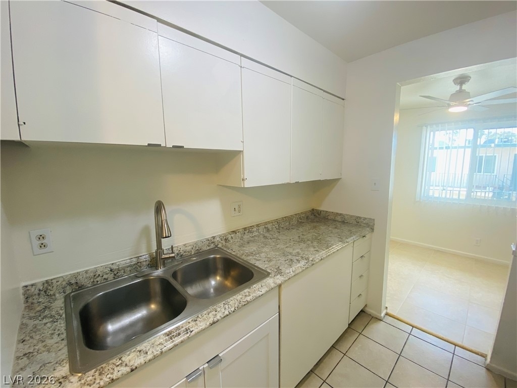 3762 Royal Crest Street - Photo 5