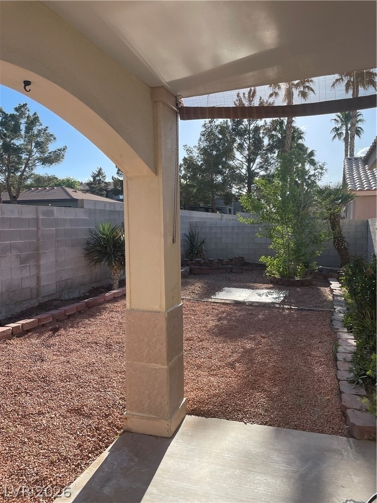 1007 Misty Rose Avenue - Photo 7