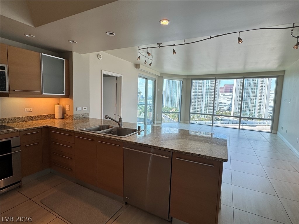 222 Karen Avenue - Photo 17
