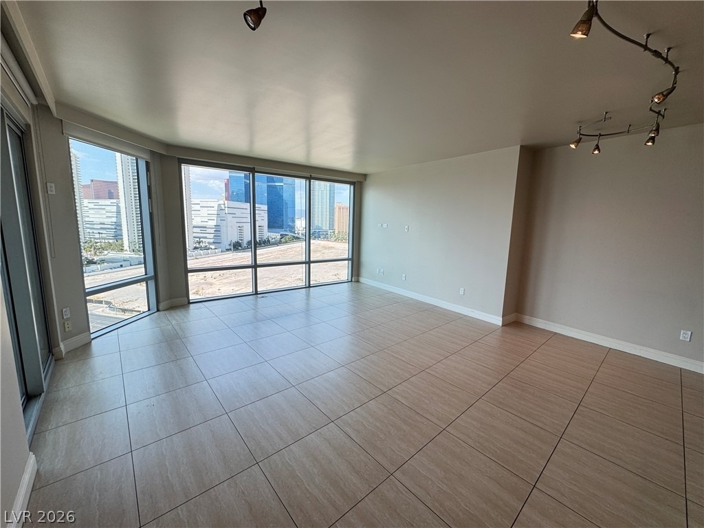 222 Karen Avenue - Photo 15