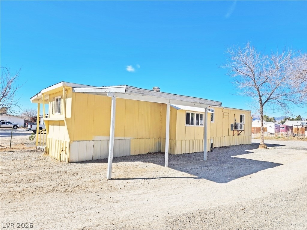 1080 W Windsong Lane - Photo 1