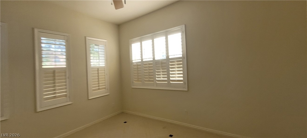7728 Villa De La Paz Avenue - Photo 28