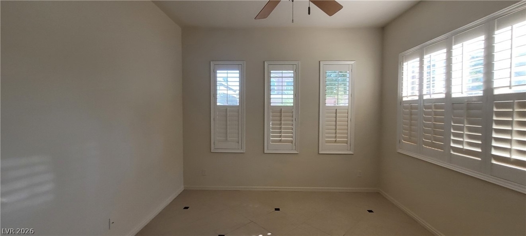 7728 Villa De La Paz Avenue - Photo 31