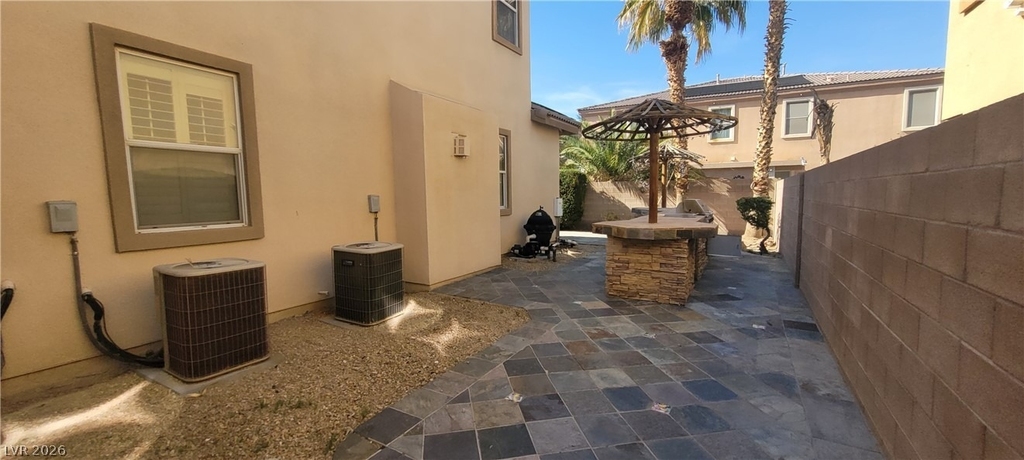 7728 Villa De La Paz Avenue - Photo 9