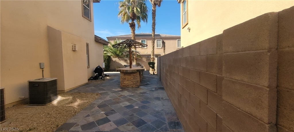 7728 Villa De La Paz Avenue - Photo 8
