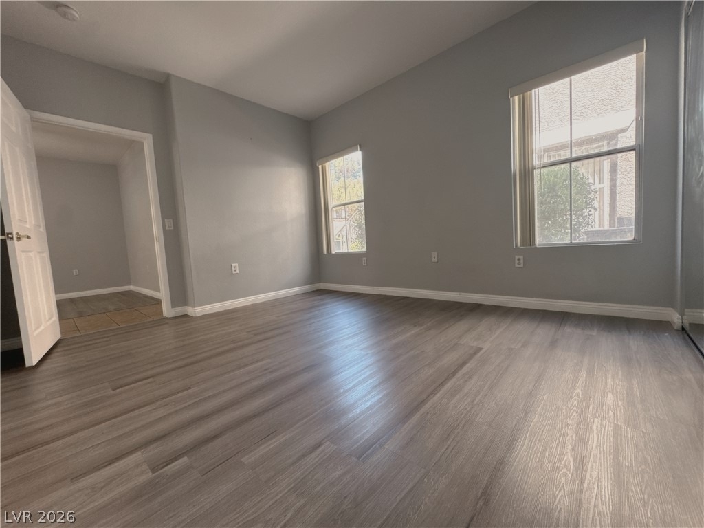 10245 S Maryland Parkway - Photo 6