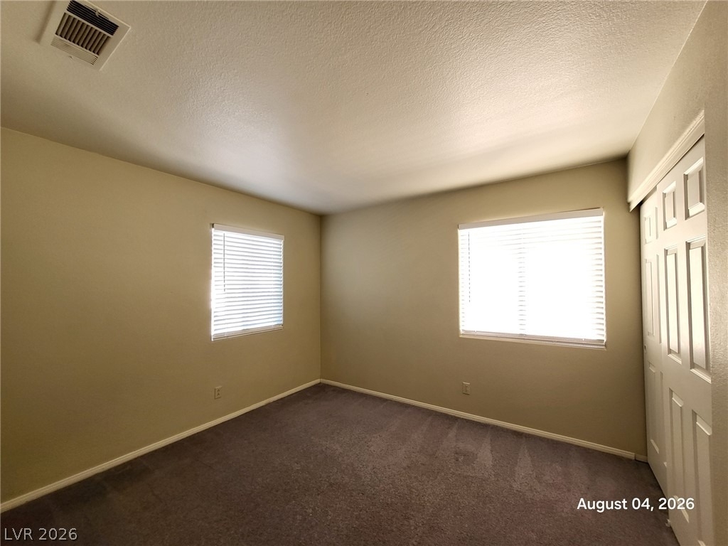 8236 W Rochelle Avenue - Photo 8