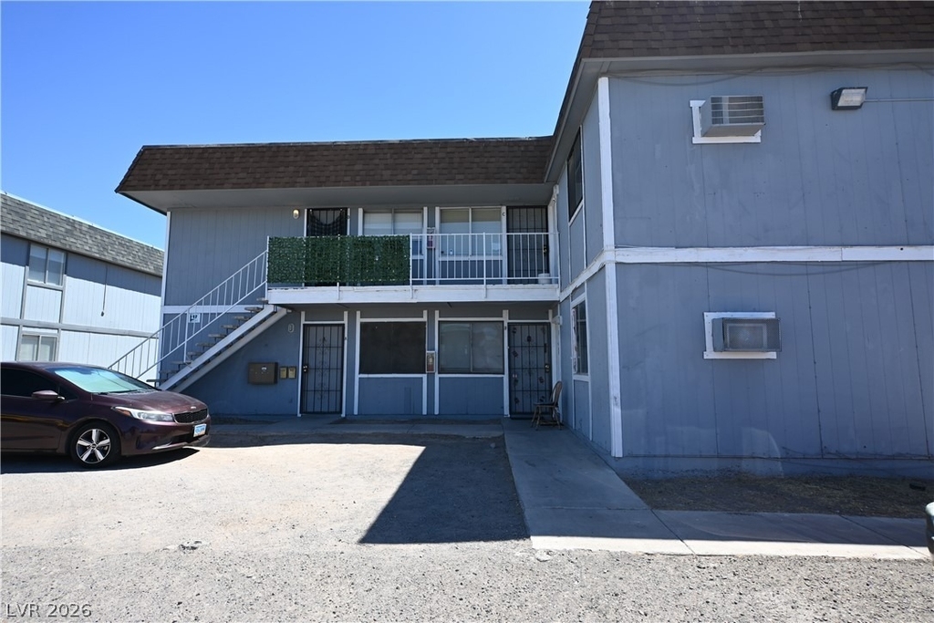 302 Eastminister Court - Photo 0
