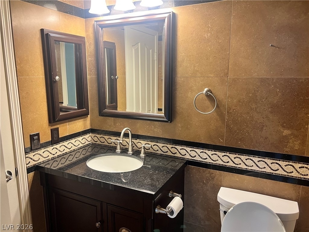 8225 Woodland Prairie Avenue - Photo 27
