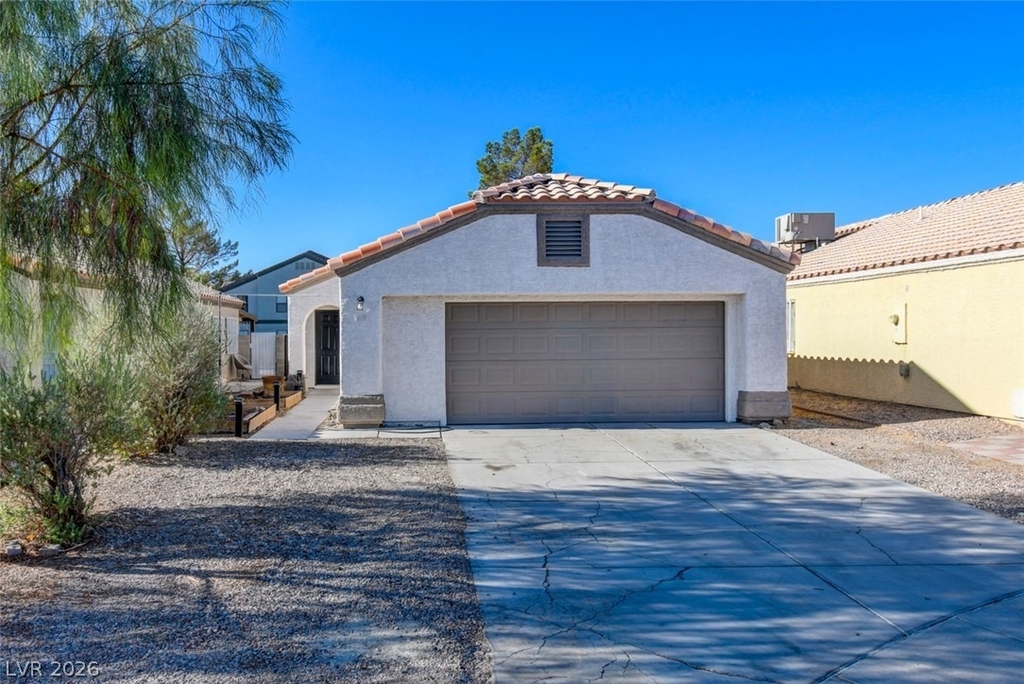 4009 Hidden Oasis Court - Photo 0
