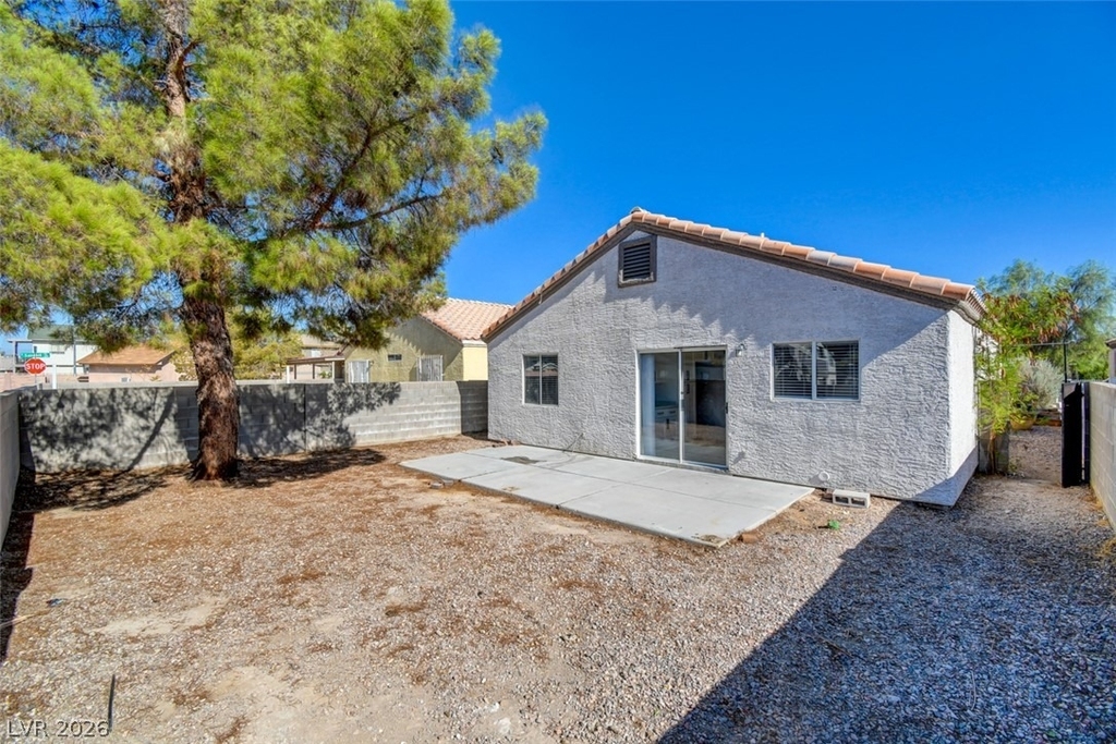 4009 Hidden Oasis Court - Photo 15