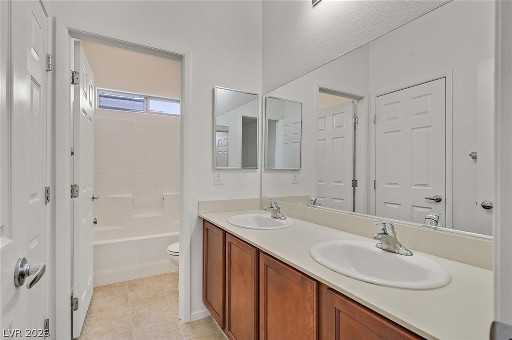 9599 Vega Carpio Avenue - Photo 8