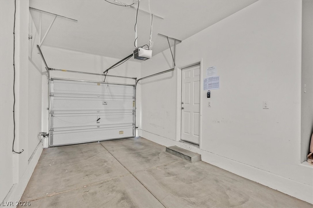 9599 Vega Carpio Avenue - Photo 20