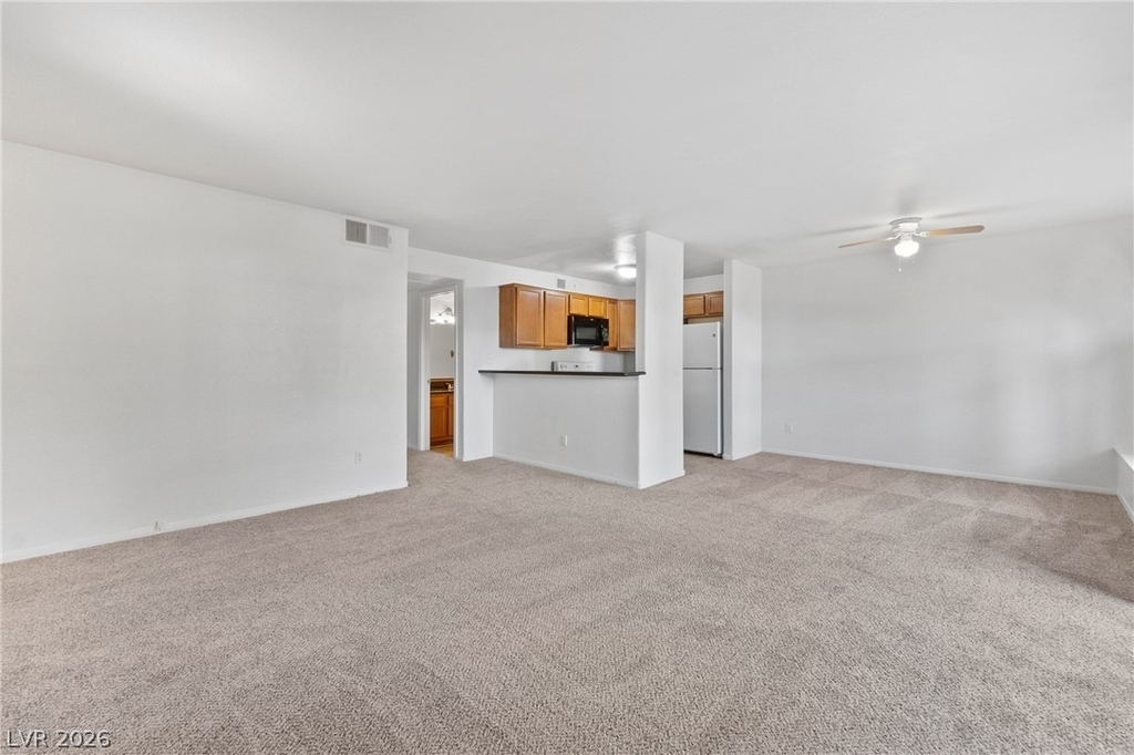 9325 W Desert Inn Road - Photo 2
