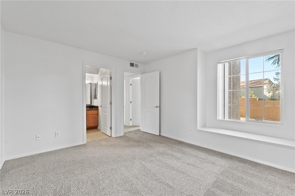 9325 W Desert Inn Road - Photo 9
