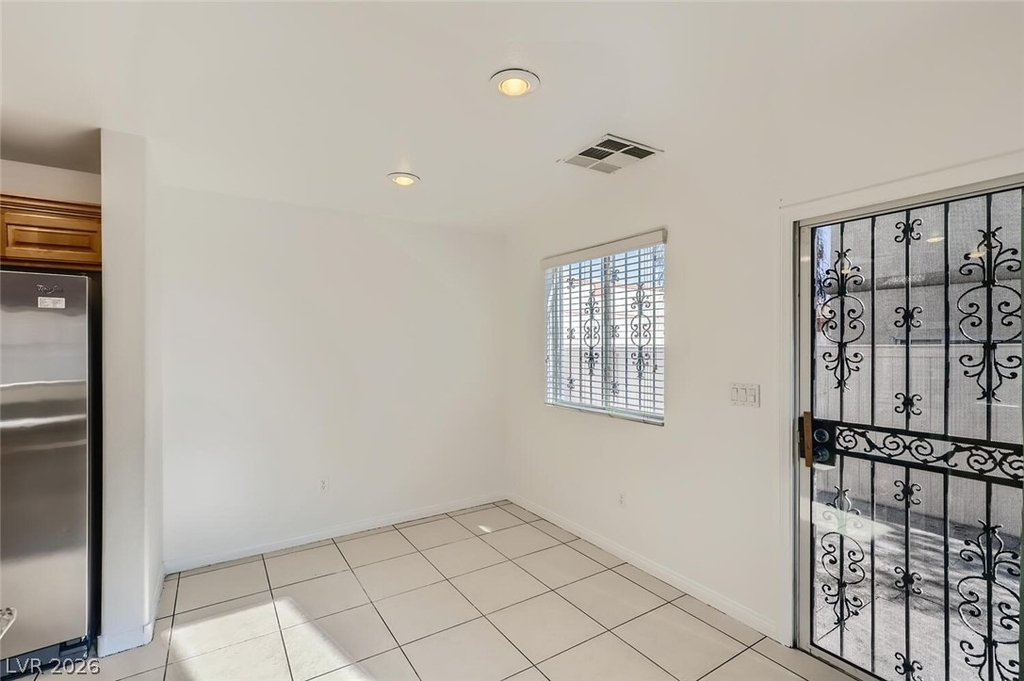 6384 Blue Twilight Court - Photo 11