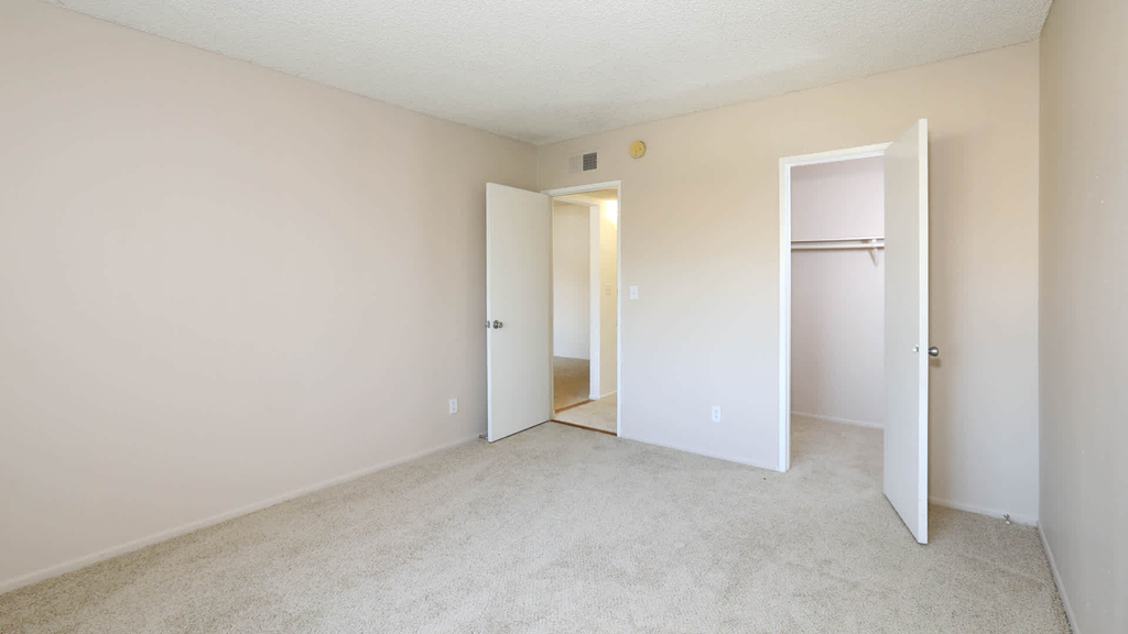 411 South Virgil - Photo 20